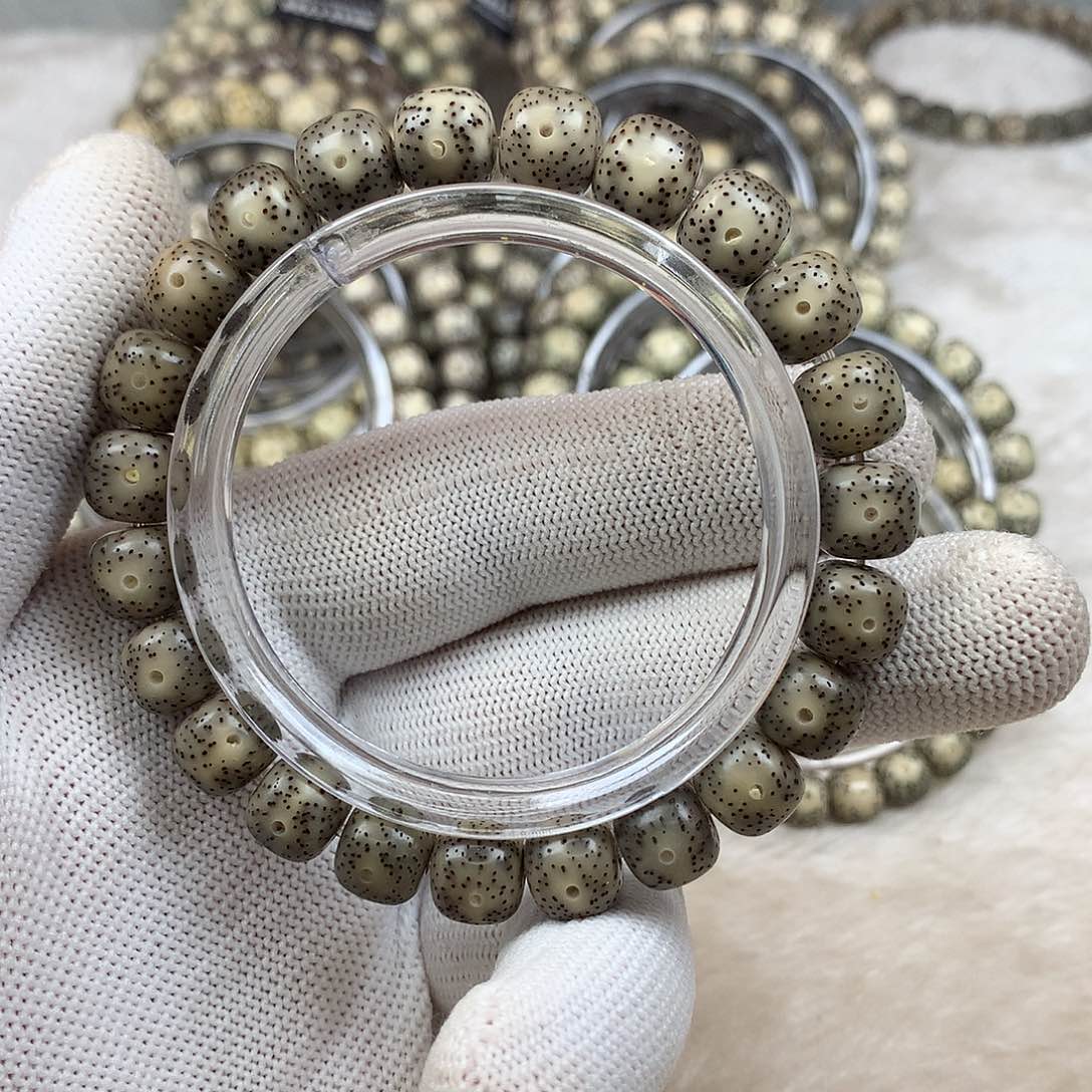 星月菩提手串8号冰透散星10×9