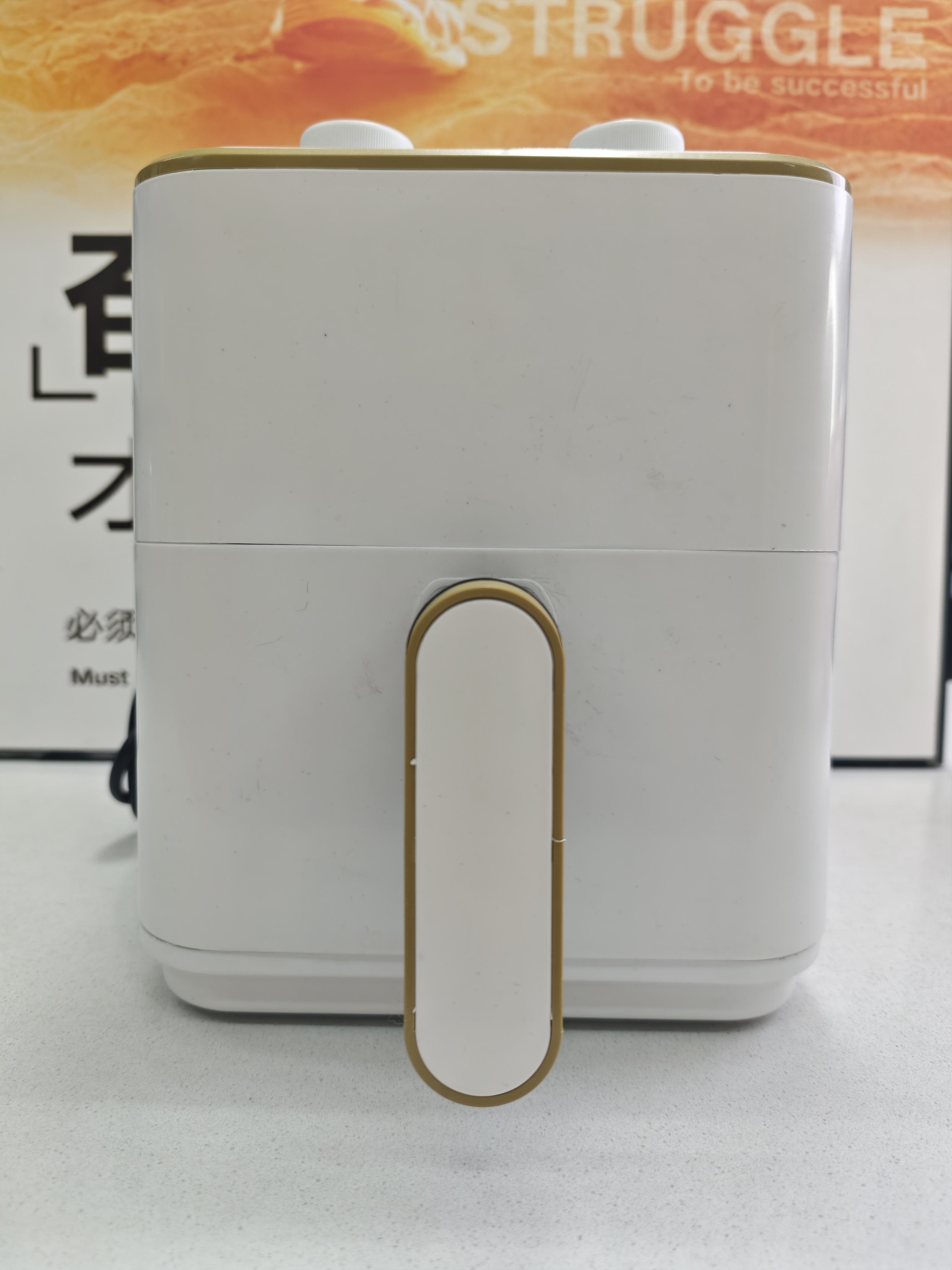 白色 方形空气炸锅白色