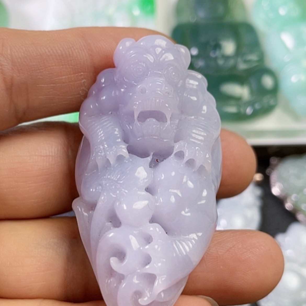 【闪购商品】翡翠吊坠(不含链)未镶嵌天然翡翠吊坠