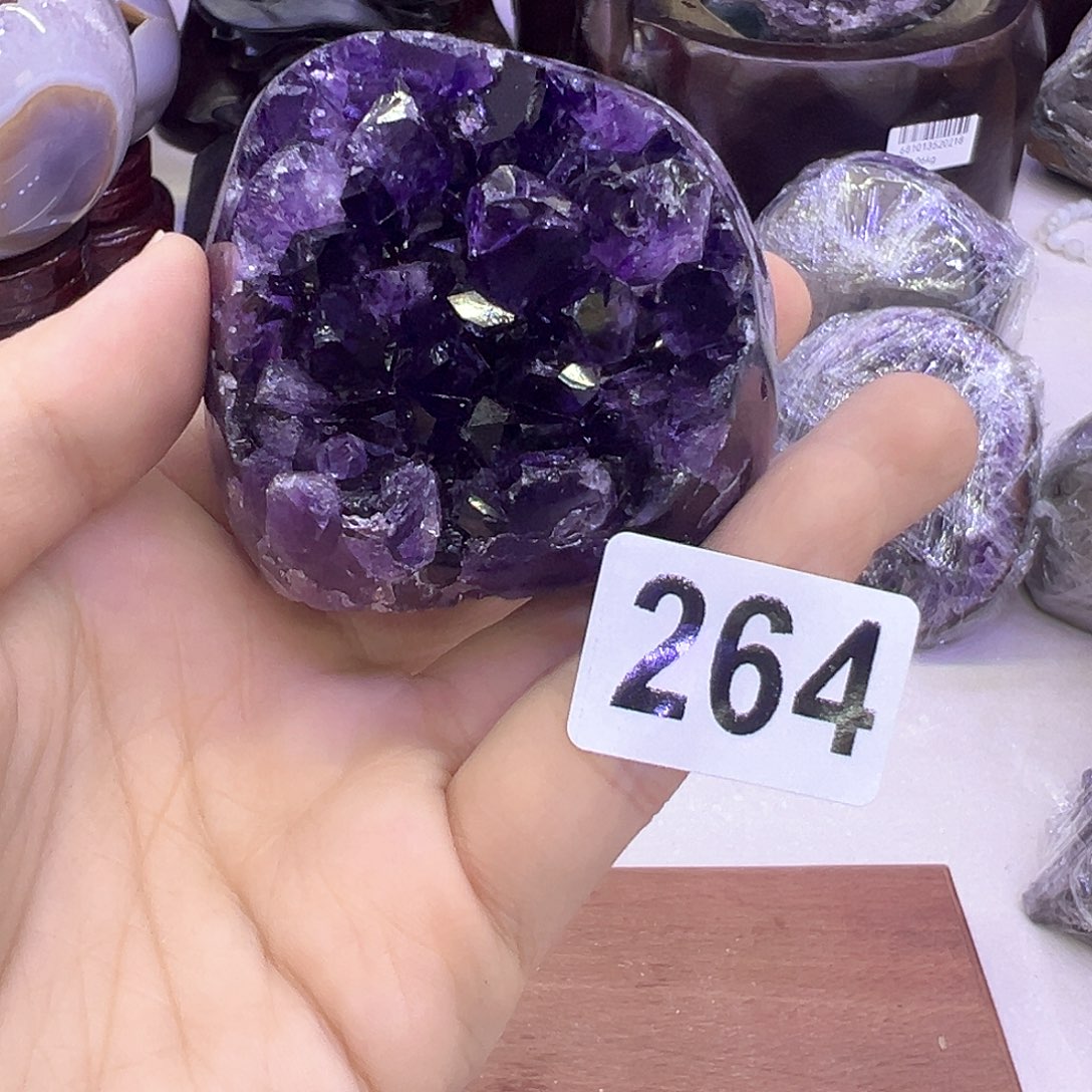 紫晶水晶摆件未镶嵌