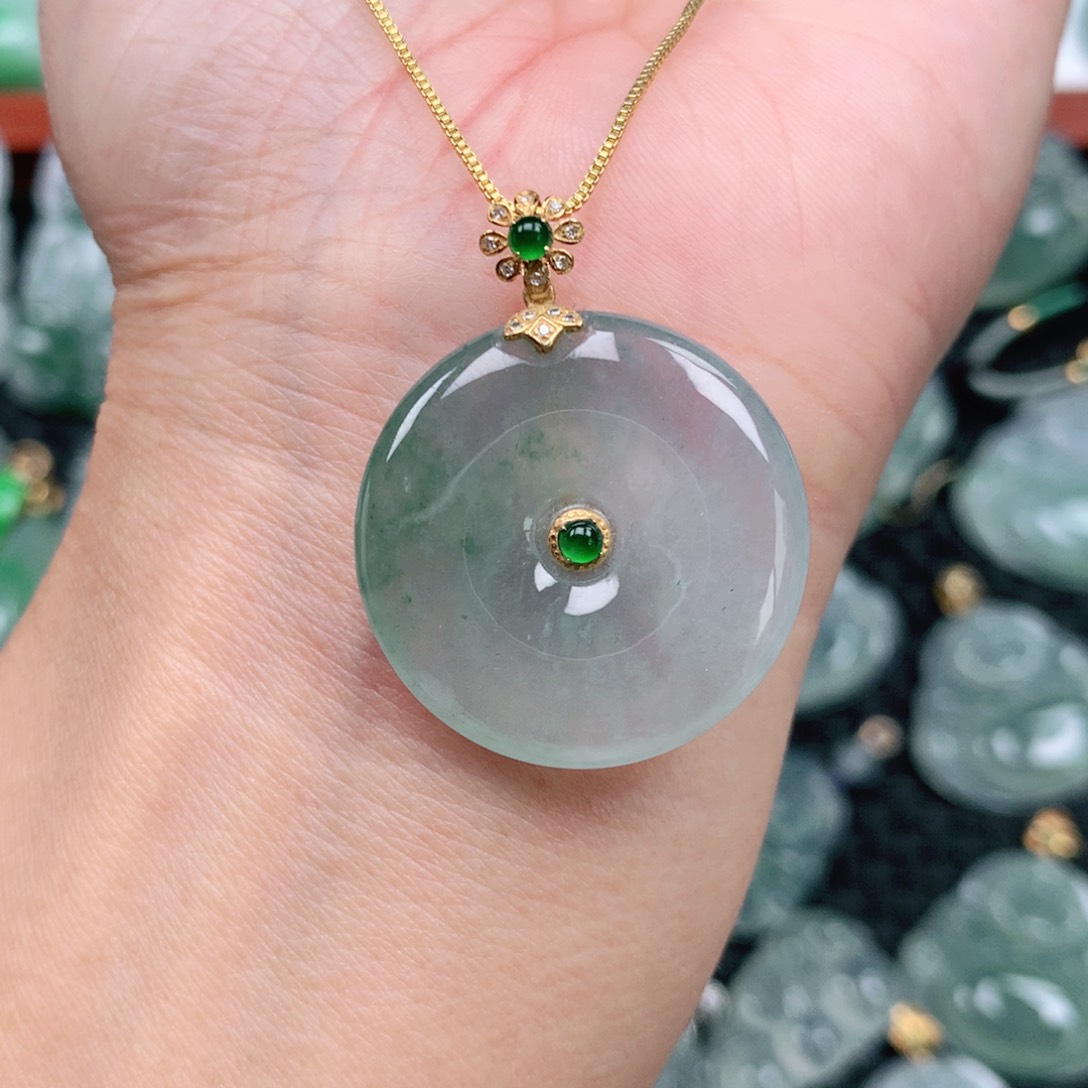 翡翠吊坠(不含链)18K金镶嵌