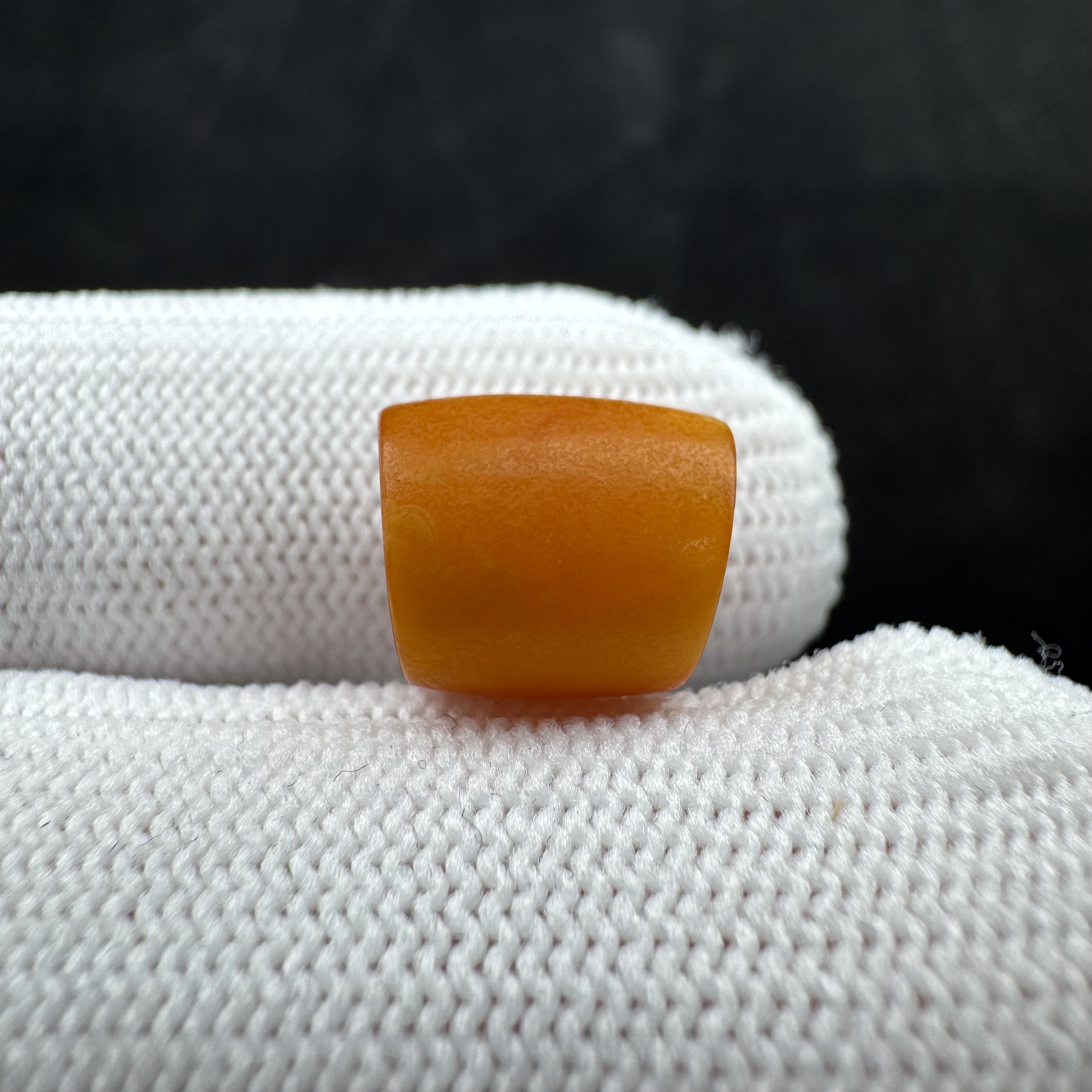 K4371天然蜜蜡 老蜡马蹄 10*11.6mm支持复检 假一罚四