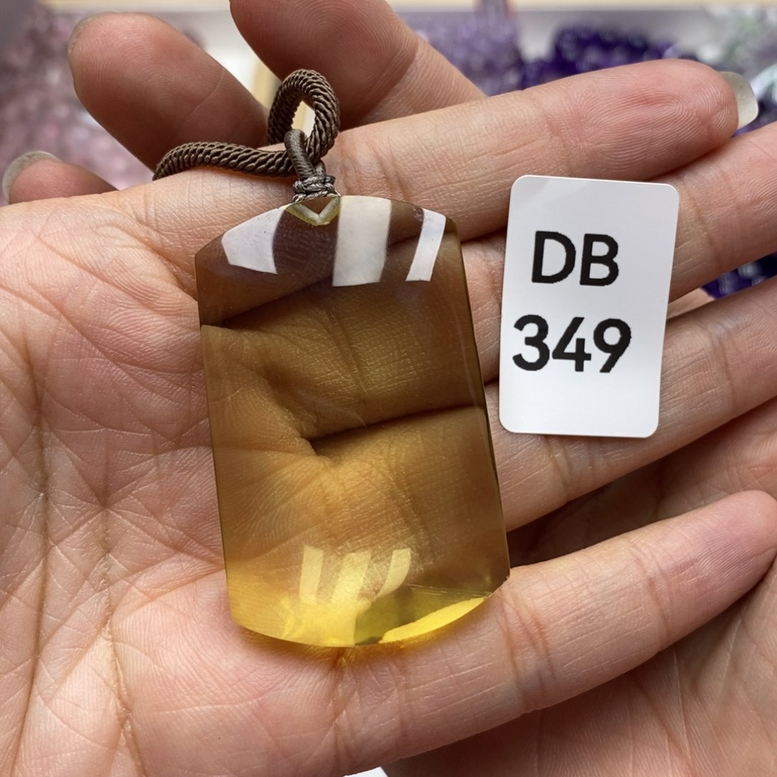 多样性发一未镶嵌水晶