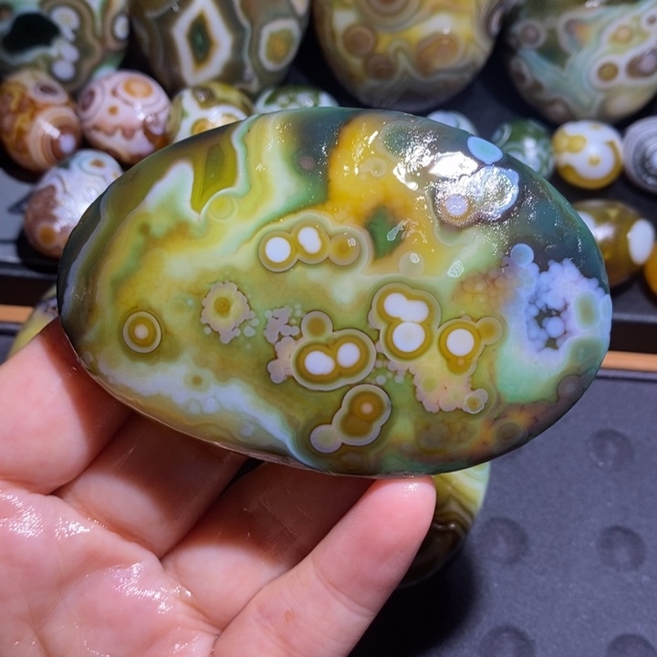 未镶嵌玛瑙/玉髓珠宝半成品100