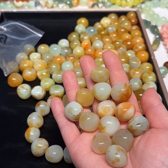 风***烟蛇纹石玉未镶嵌手串