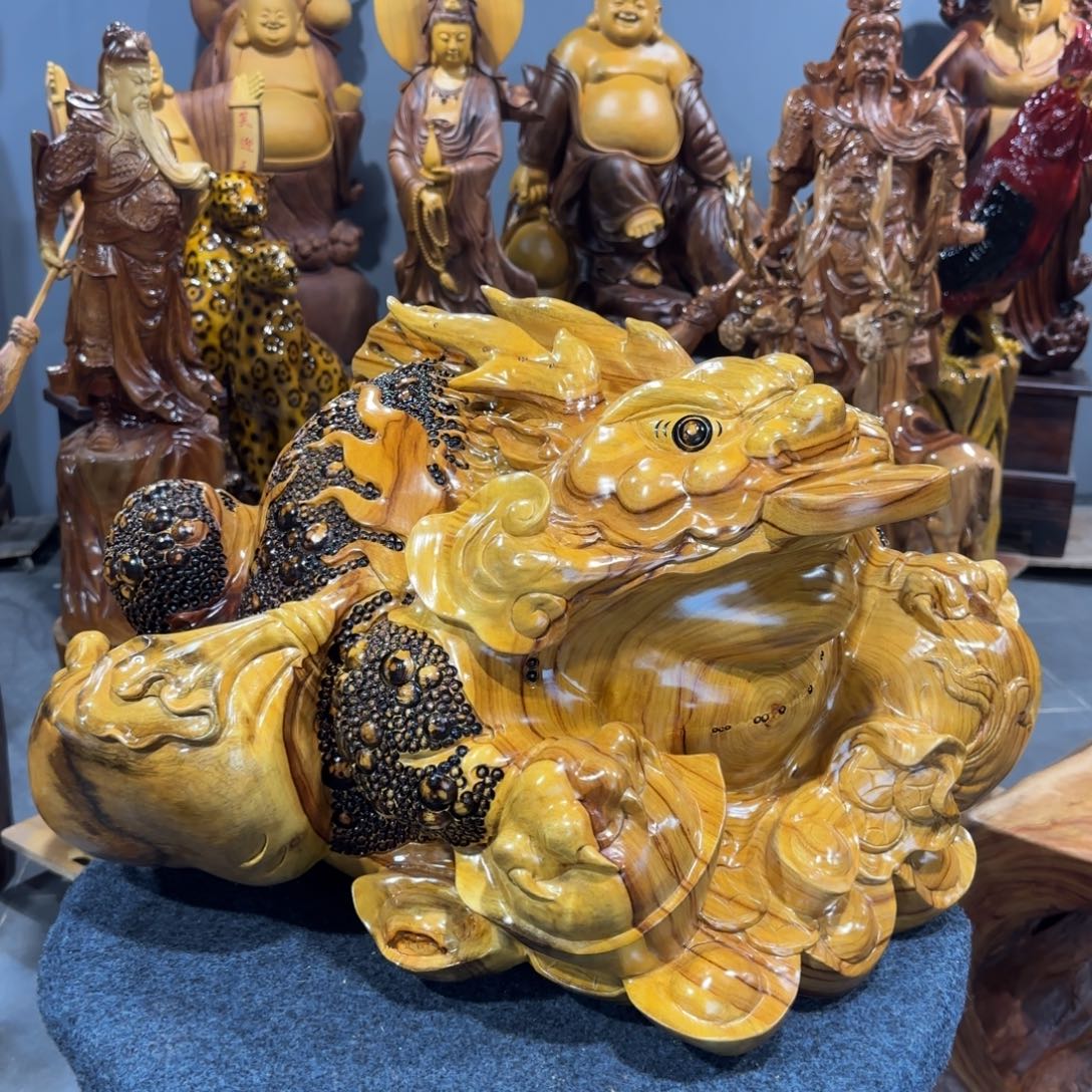 用***4木香樟木实木雕刻金蟾