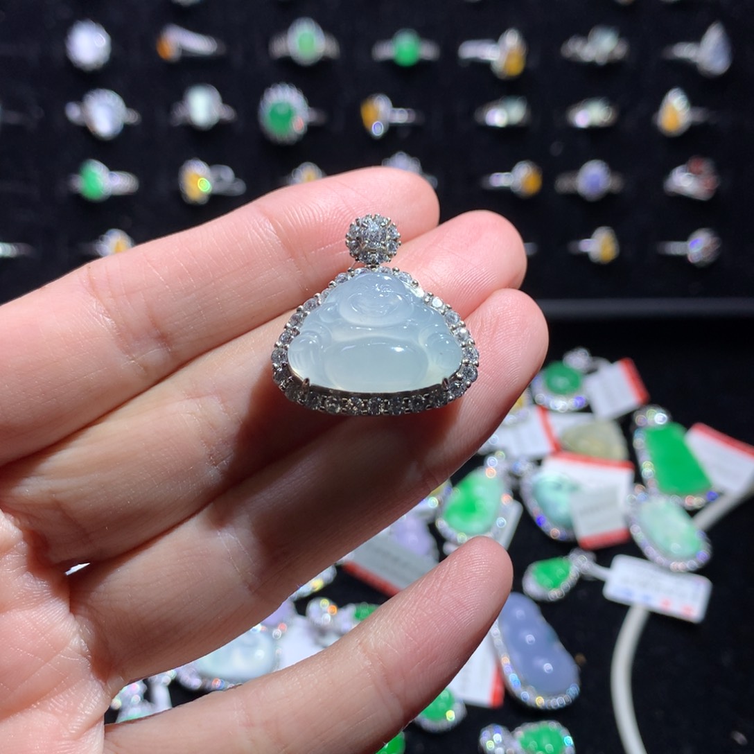 翡翠颈饰银S925镶嵌L**?天然翡翠