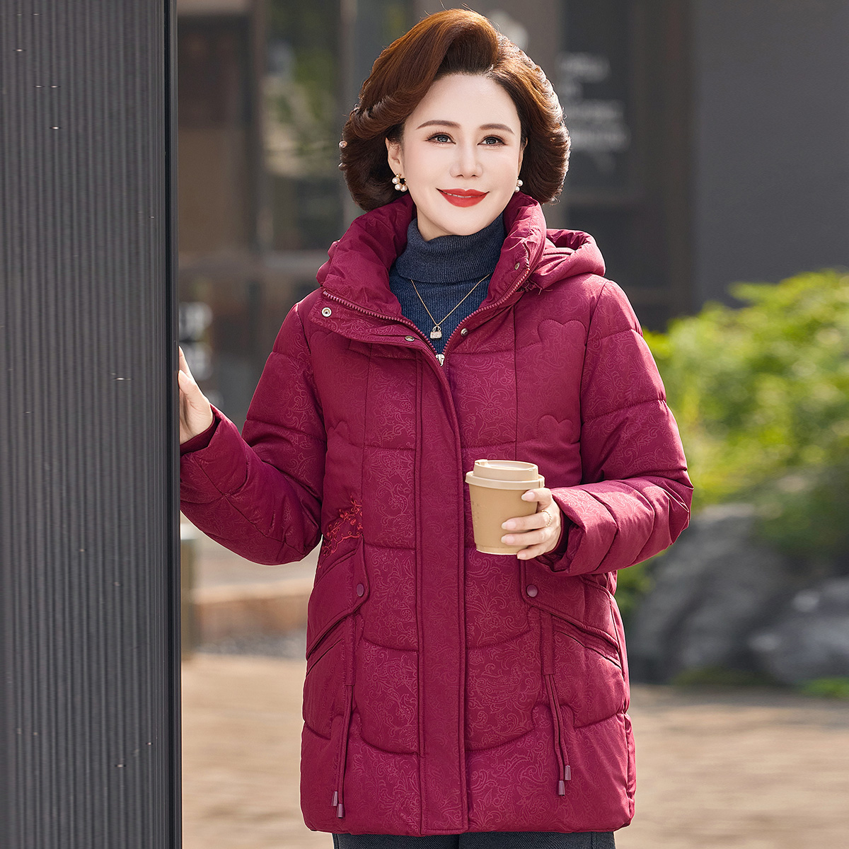 气质妈妈装保暖棉服老人棉袄时尚中老年冬季新款加厚棉衣中国风