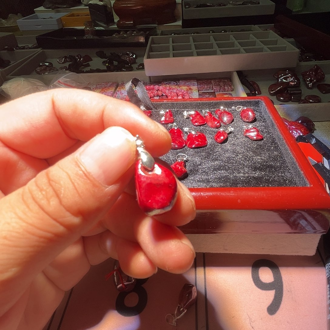 j***9天然辰砂66688888888