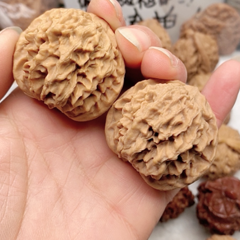 【闪购商品】吊坠文玩核桃满天星