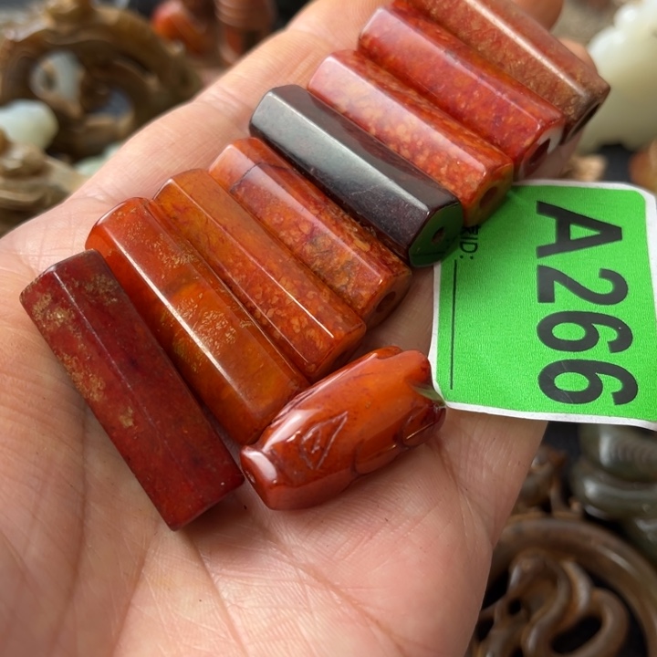 和田玉颈饰未镶嵌星****店