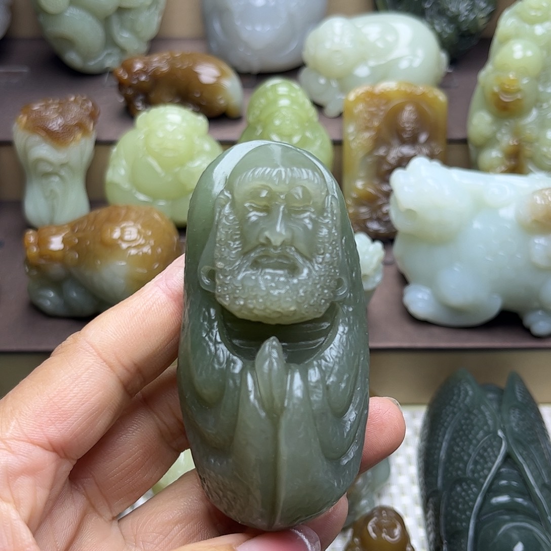 和田玉未镶嵌挂件