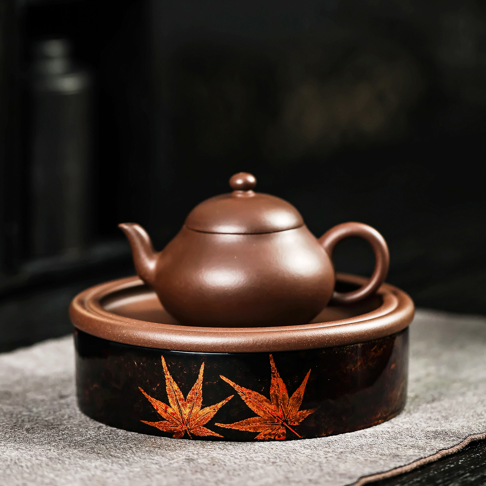 紫砂大漆干泡储水壶承手工绘画枫叶