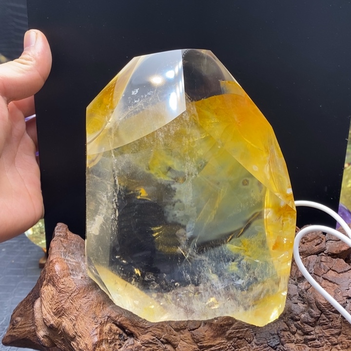 珠宝半成品水晶未镶嵌