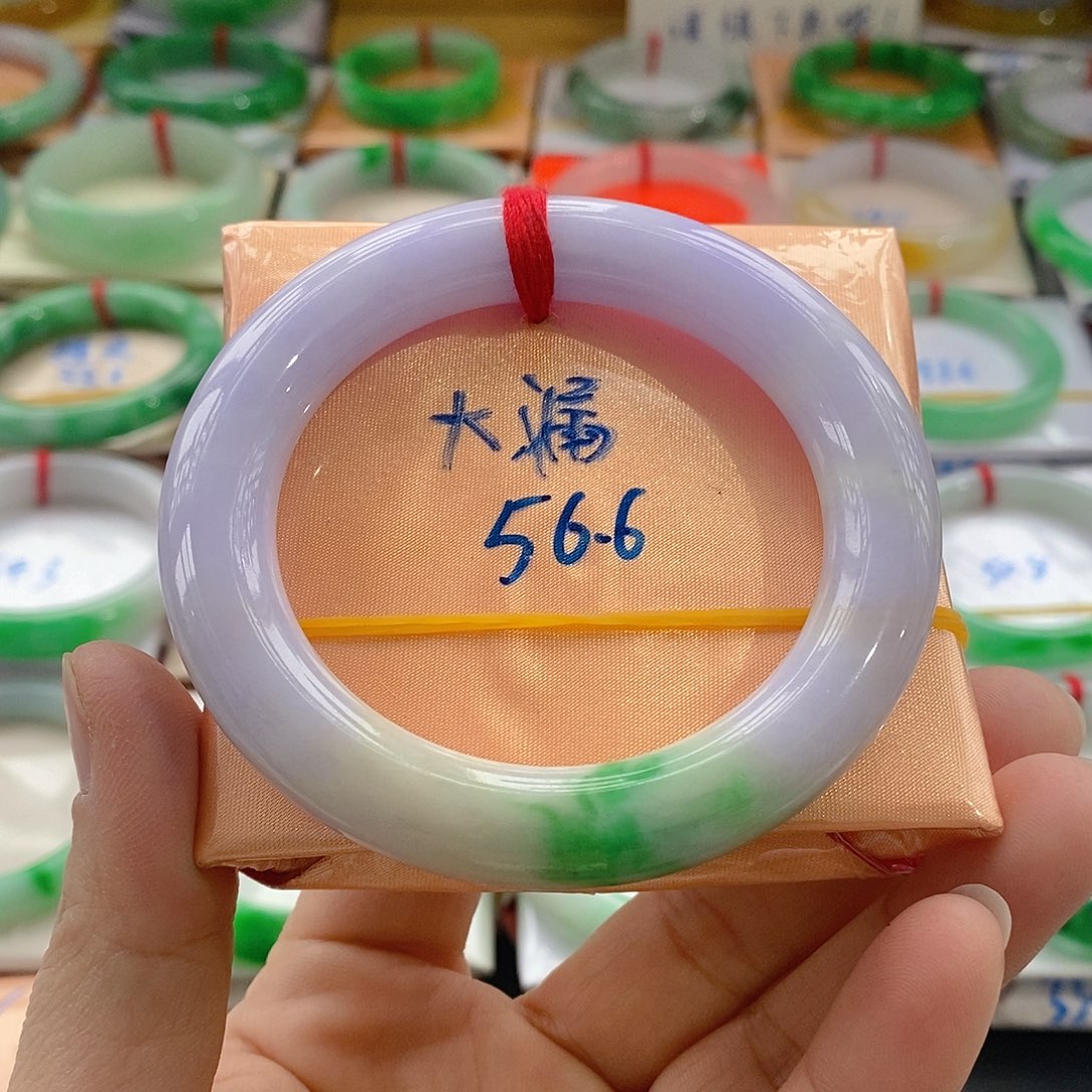 翡翠手镯未镶嵌5号