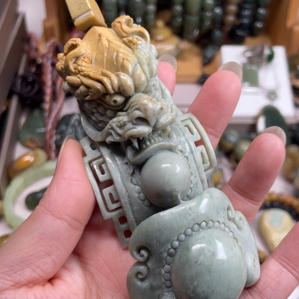 【闪购商品】岫岩河磨玉（透闪石质玉）手把件未镶嵌7****3