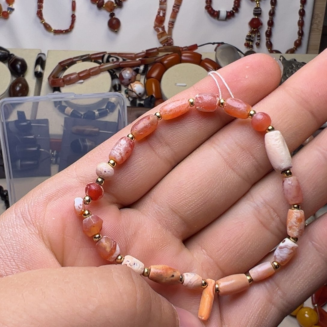 玛瑙/玉髓颈饰未镶嵌