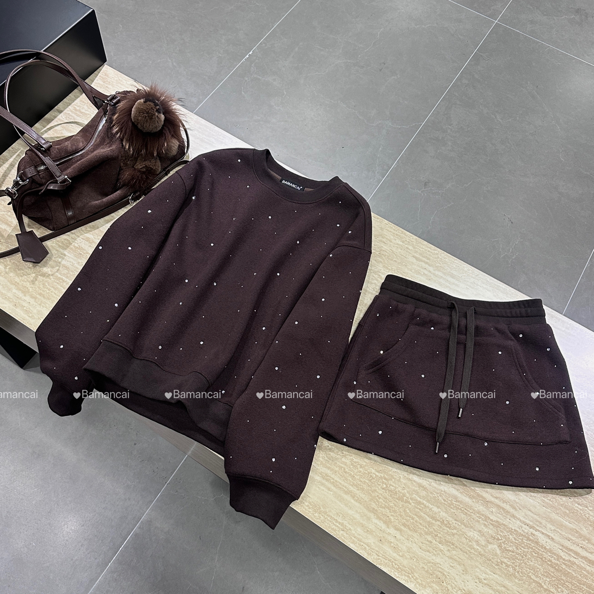 Bamancai-满天星银河系列重工烫钻圆领宽松A字裙时尚套装