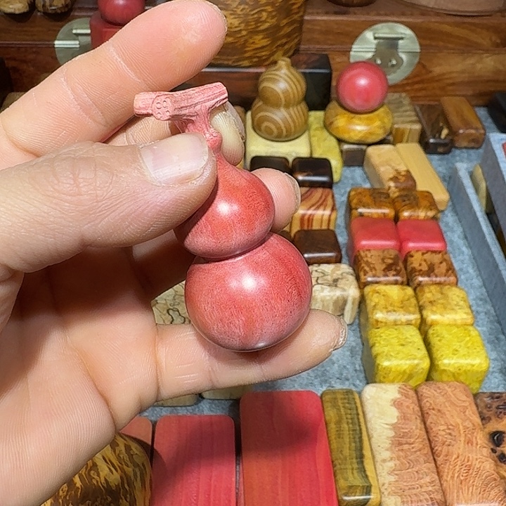 翔***踏成套家具紫檀木类粉象