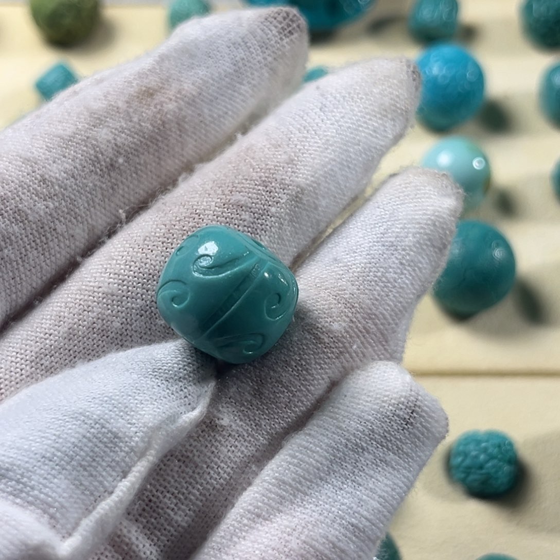 小***宝绿松石未镶嵌老型