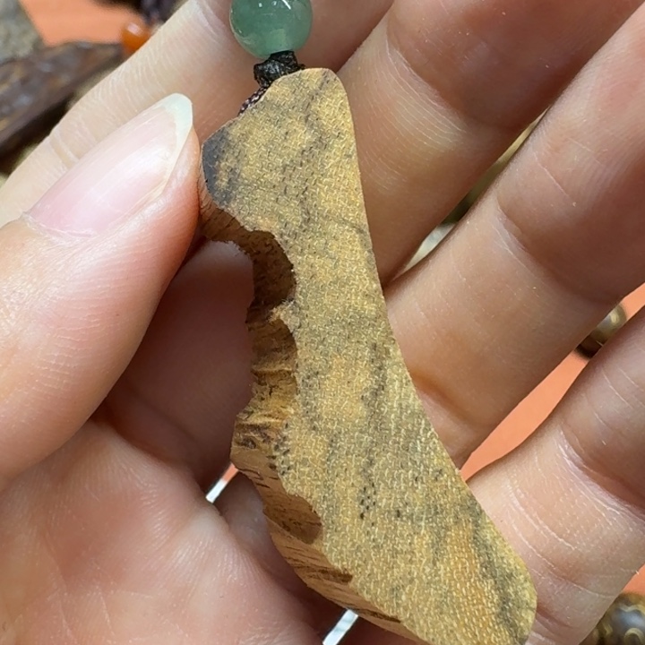 大叶紫檀（黑酸枝木类）