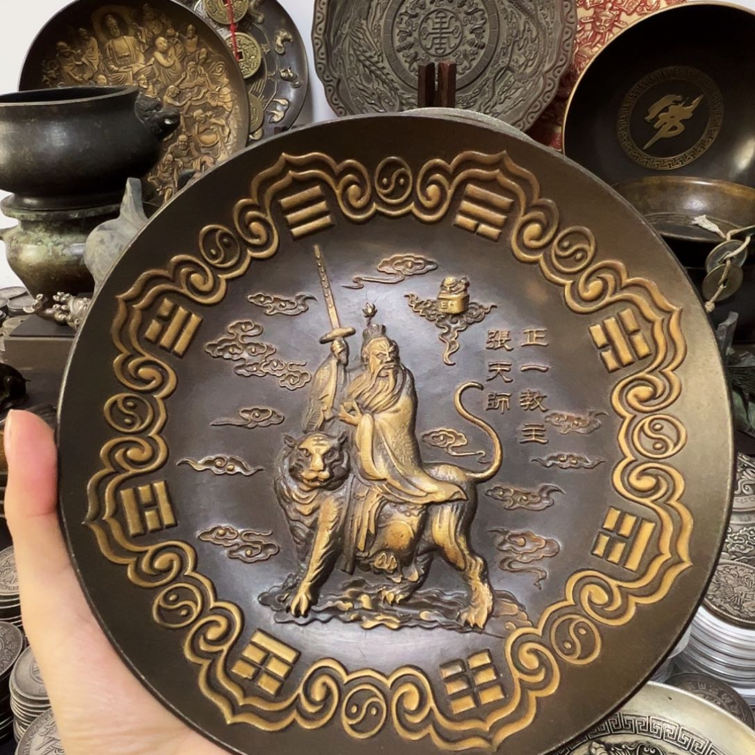 金属复古风格摆件