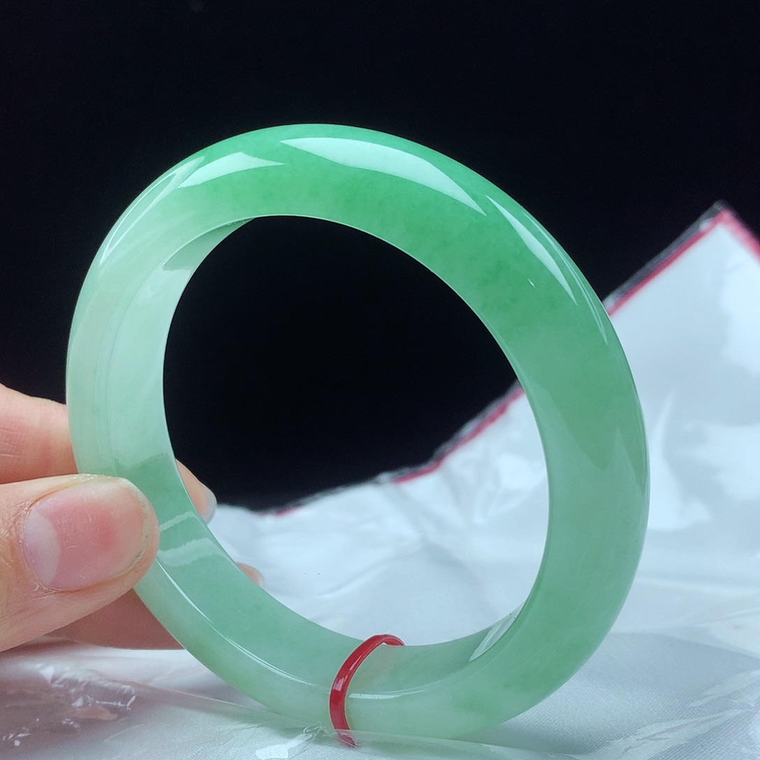 翡翠手镯未镶嵌57圈2752宽版