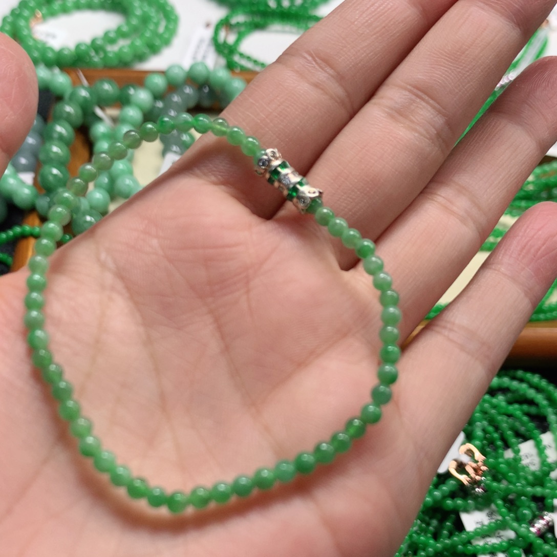 翡翠未镶嵌手链翡翠