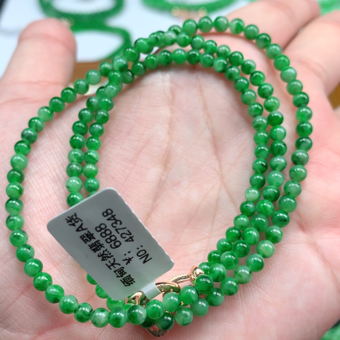 翡翠手链未镶嵌翡翠