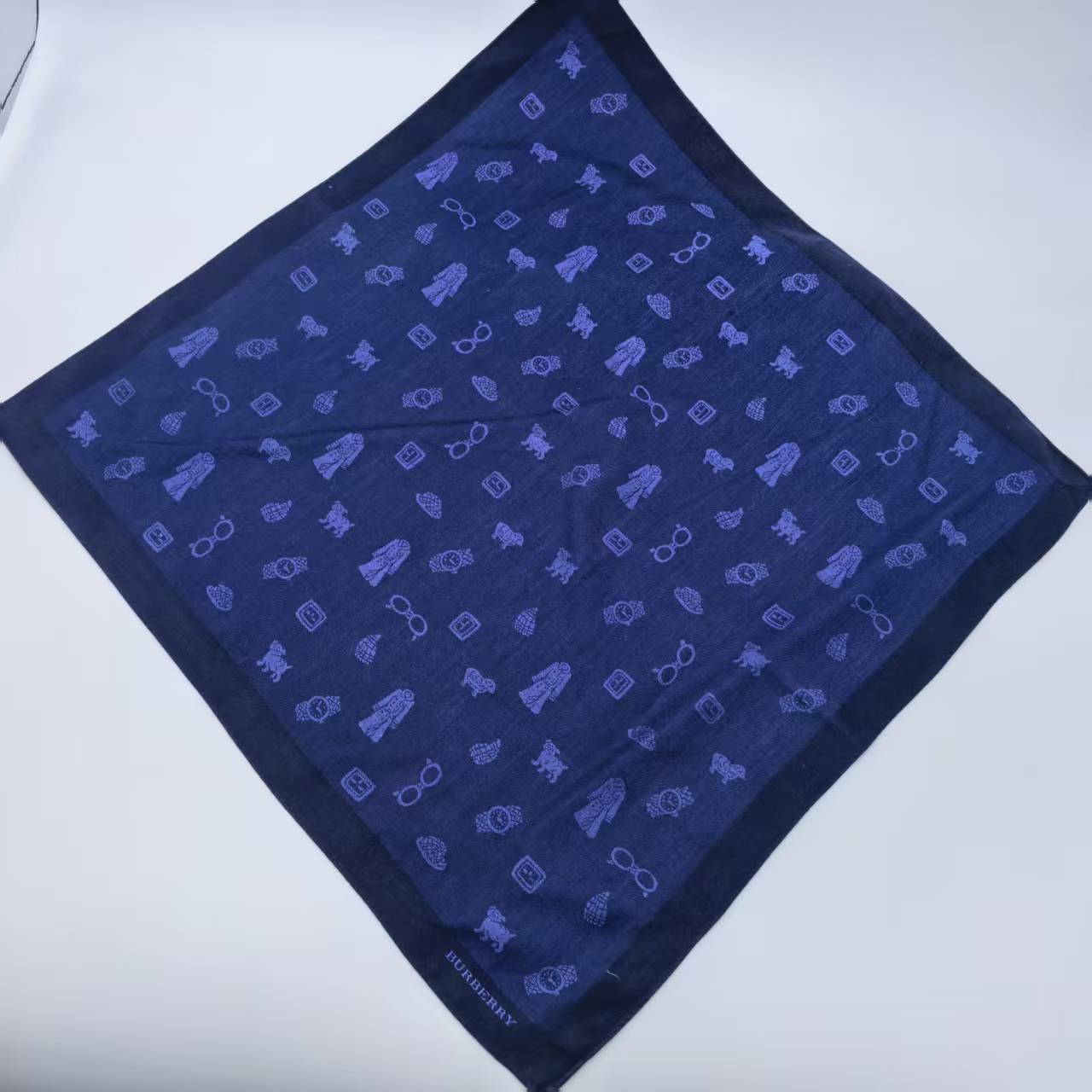 99新 BURBERRY/博柏利 海囤/巴宝莉/丝巾/yy13899