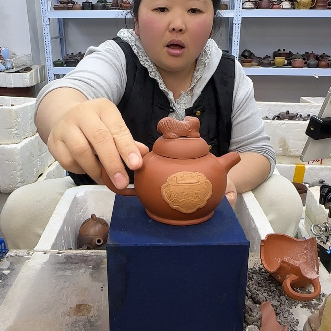 茶壶紫砂宜兴紫砂壶瑕疵处理