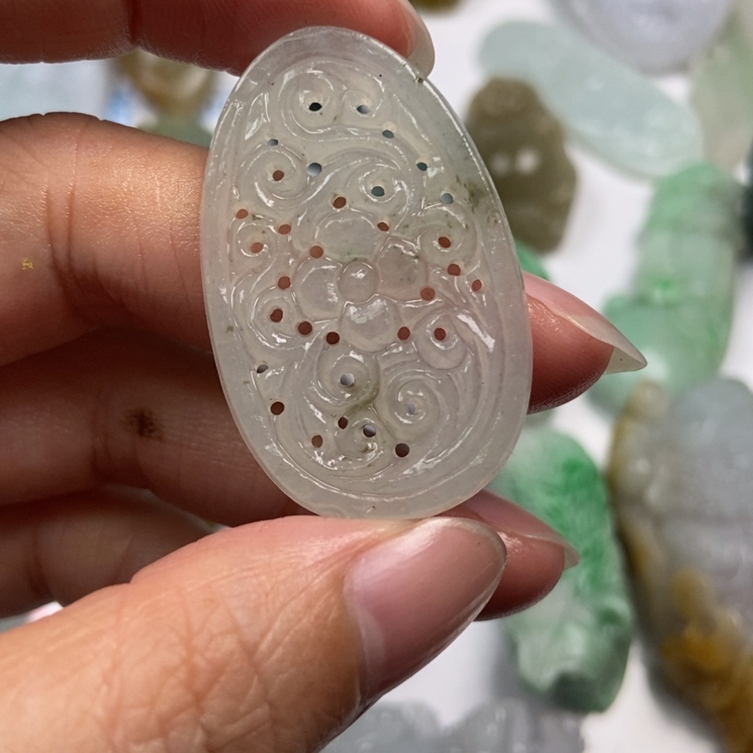 定制翡翠未镶嵌翡翠