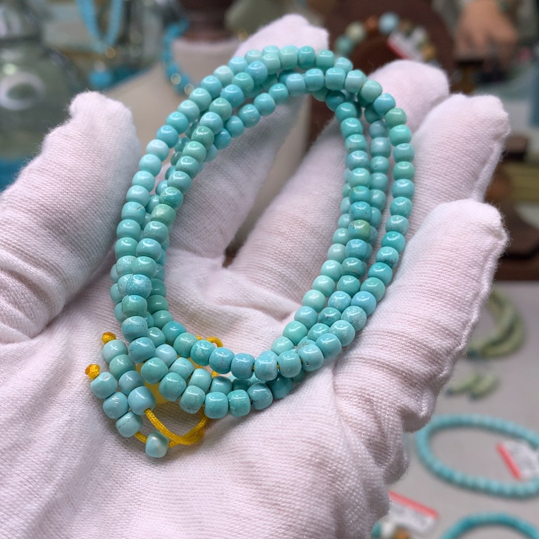 绿松石配饰未镶嵌