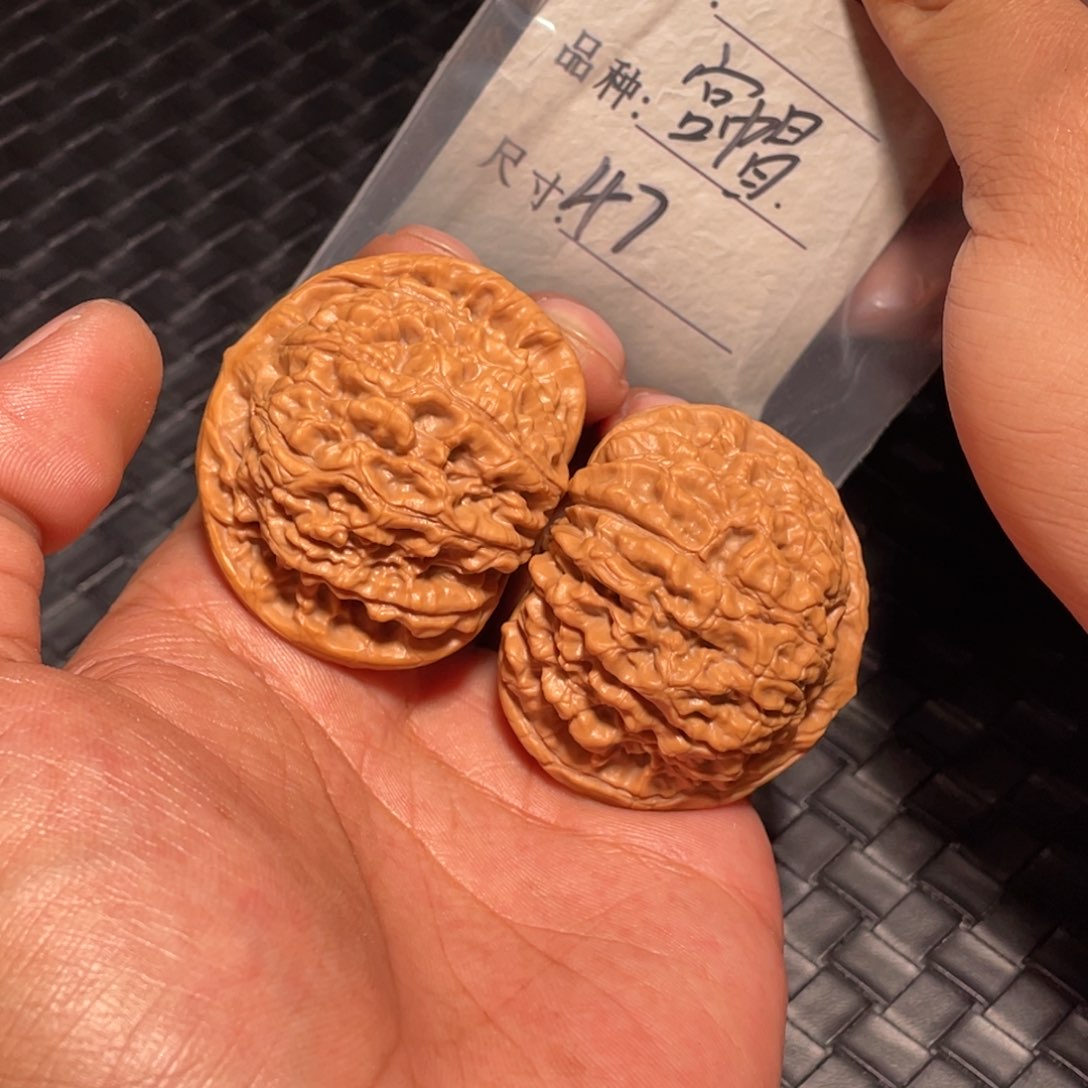 文玩核桃吊坠文玩