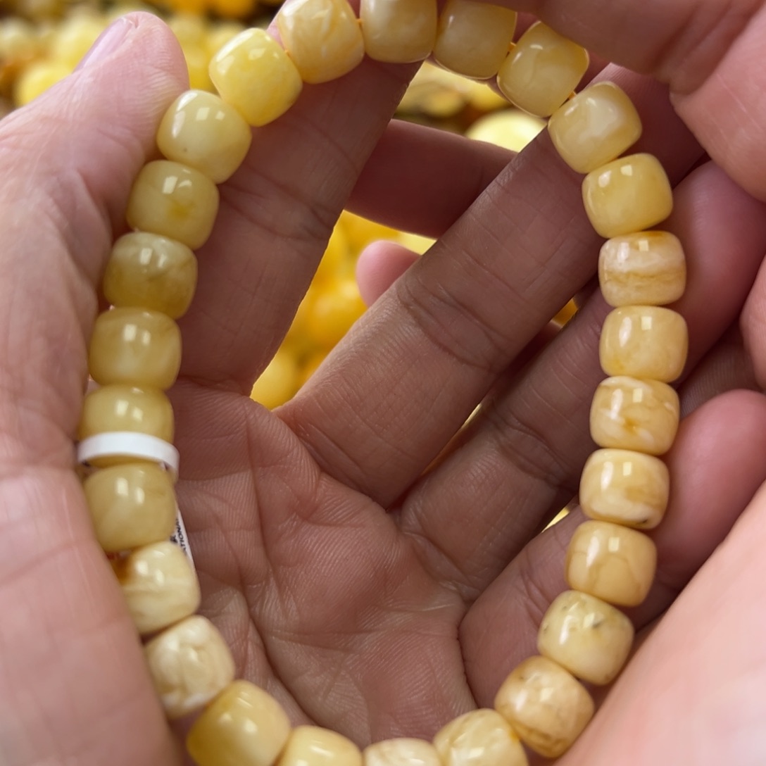 未镶嵌琥珀珠宝奇石