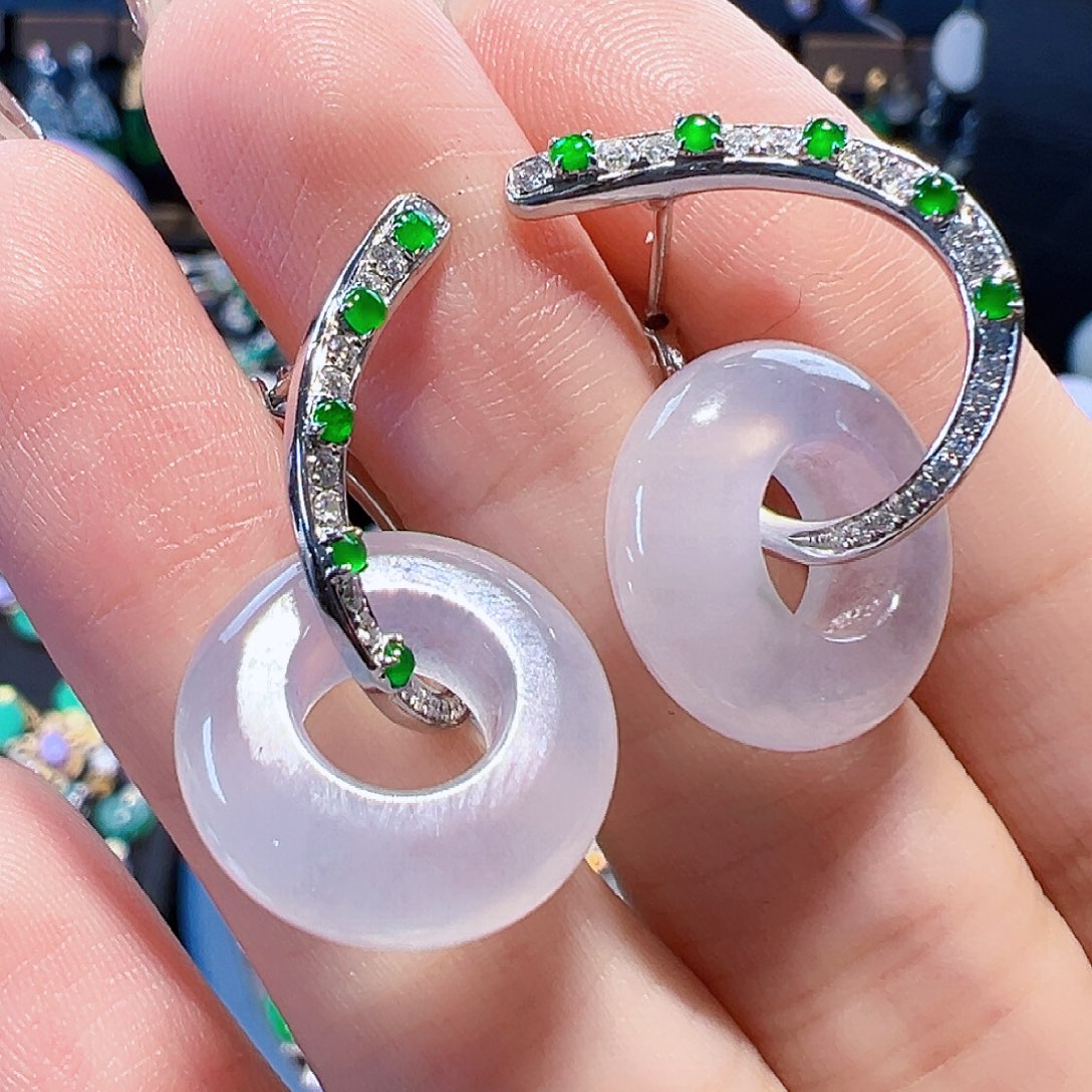 翡翠耳饰18K金镶嵌《新款》签收后24小时鉴赏期