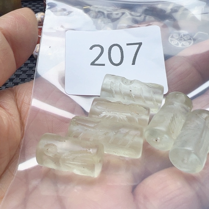鼎***电玛瑙/玉髓未镶嵌手链