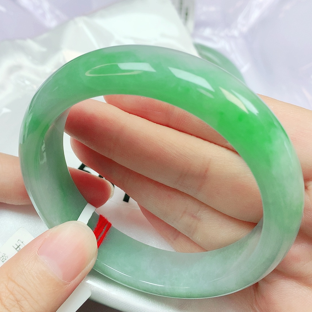 未镶嵌手镯翡翠抖音561