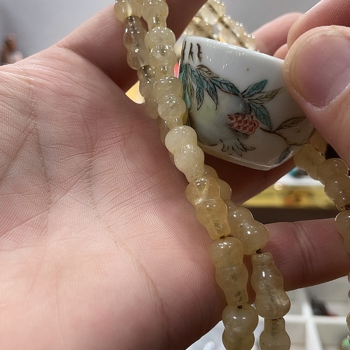 瓷片精致雕刻工艺