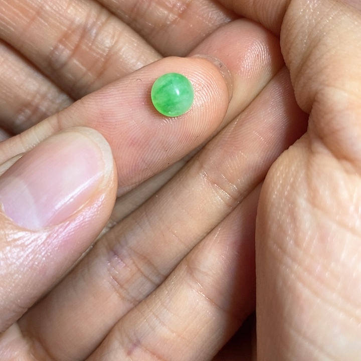 定制翡翠未镶嵌蛋面
