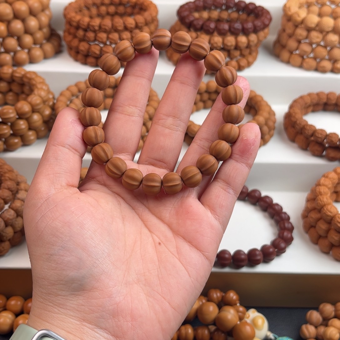 我***我猴头核桃手串全品无暇鲨鱼背