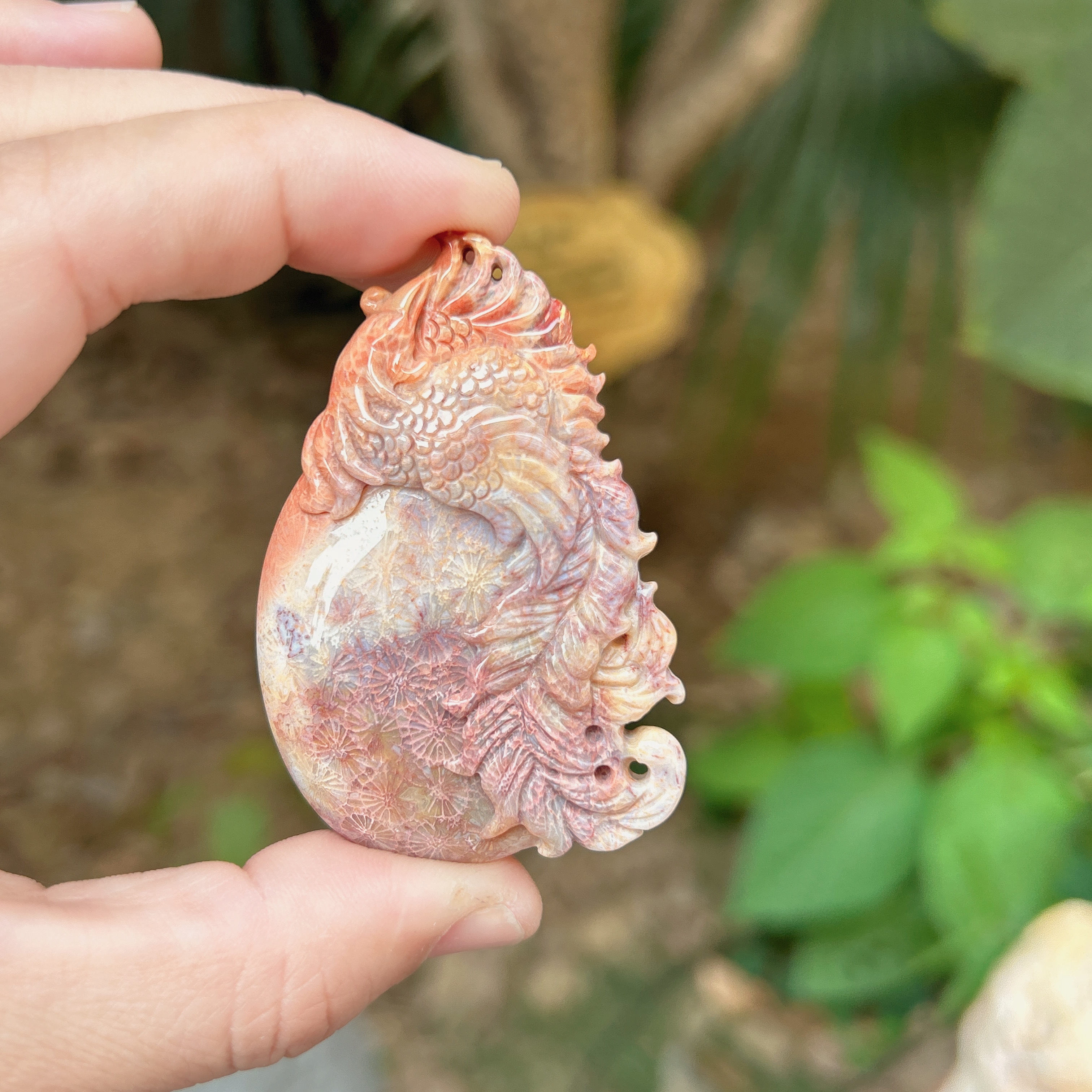 天然珊瑚玉雕刻件玉石挂件吊坠珊瑚玉凤凰吊坠