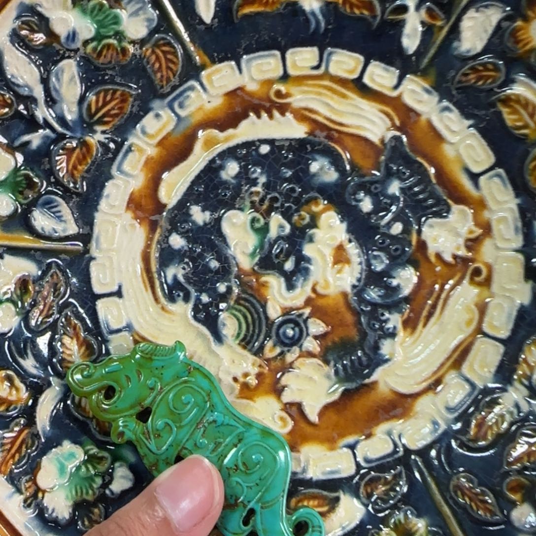 秦***两瓷片正在直播中的