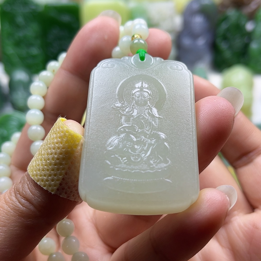 和田玉吊坠未镶嵌