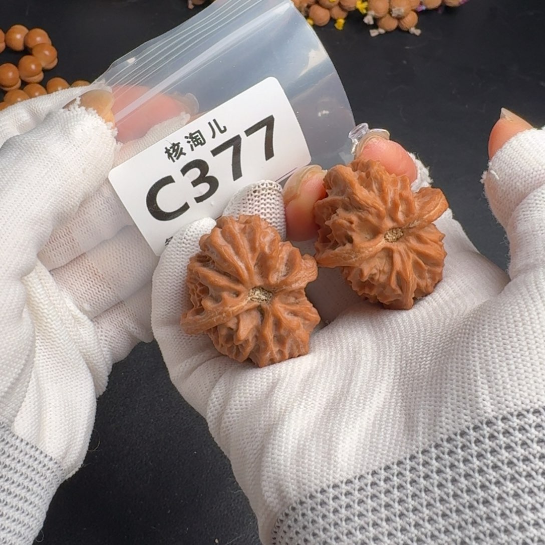 文玩核桃把件36曹大龙C377