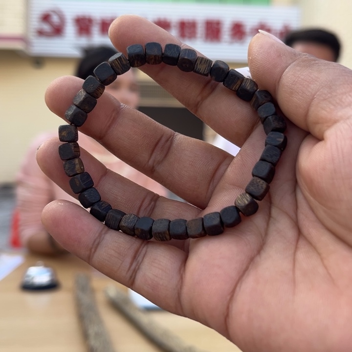 沉香手串奇楠沉水5mm小方糖珠多样性发一