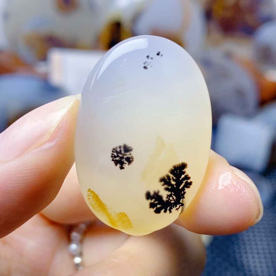 玛瑙/玉髓未镶嵌珠宝奇石