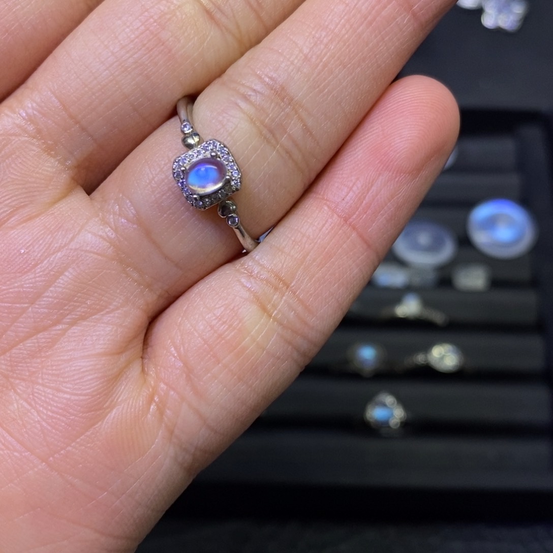 月光石手链未镶嵌壮***步