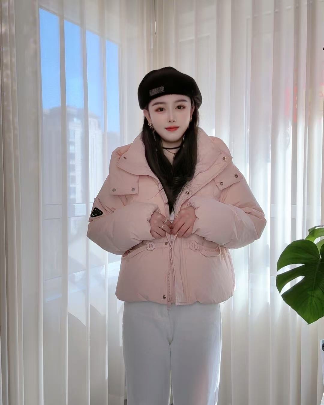 新款冬连帽可拆小个子羽绒服加厚保暖休闲短外套短百搭帽子拆卸