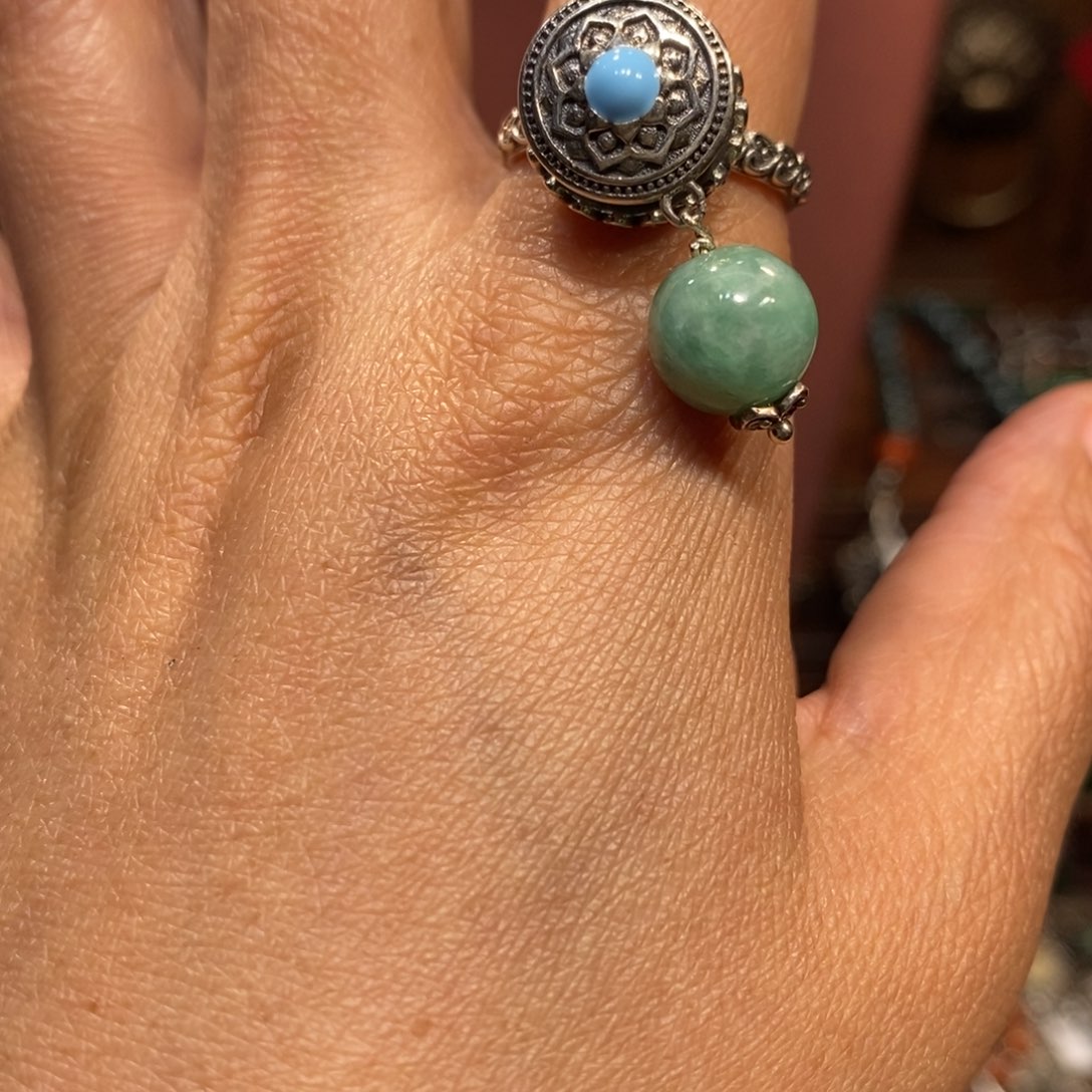 翡翠吊坠(赠链)未镶嵌